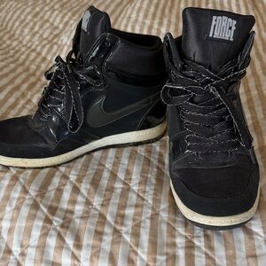 Nike Force Black High-Top women’s platform Shoes